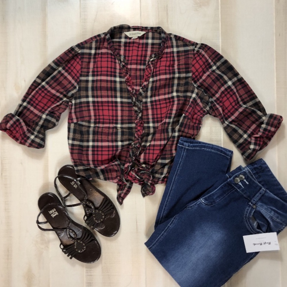 St. John’s Bay Plaid Button-up Top